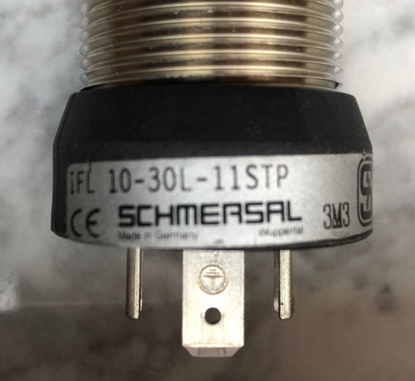 Schmersal IFL 15-333e-10zG IFL15333e10zG 15...250VAC Induktiver Sensor Schmersal IFL 15-333e-10zG IFL15333e10zG 15...250VAC Induktiver Sensor