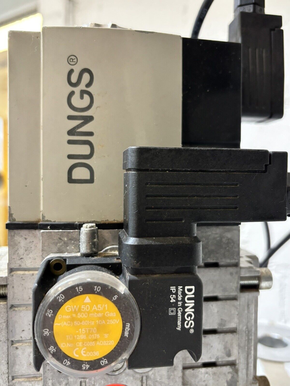 Weishaupt DUNGS W-MF SE 512 C01 S22 Gasdruckregler Gasarmatur W-MF 512 C