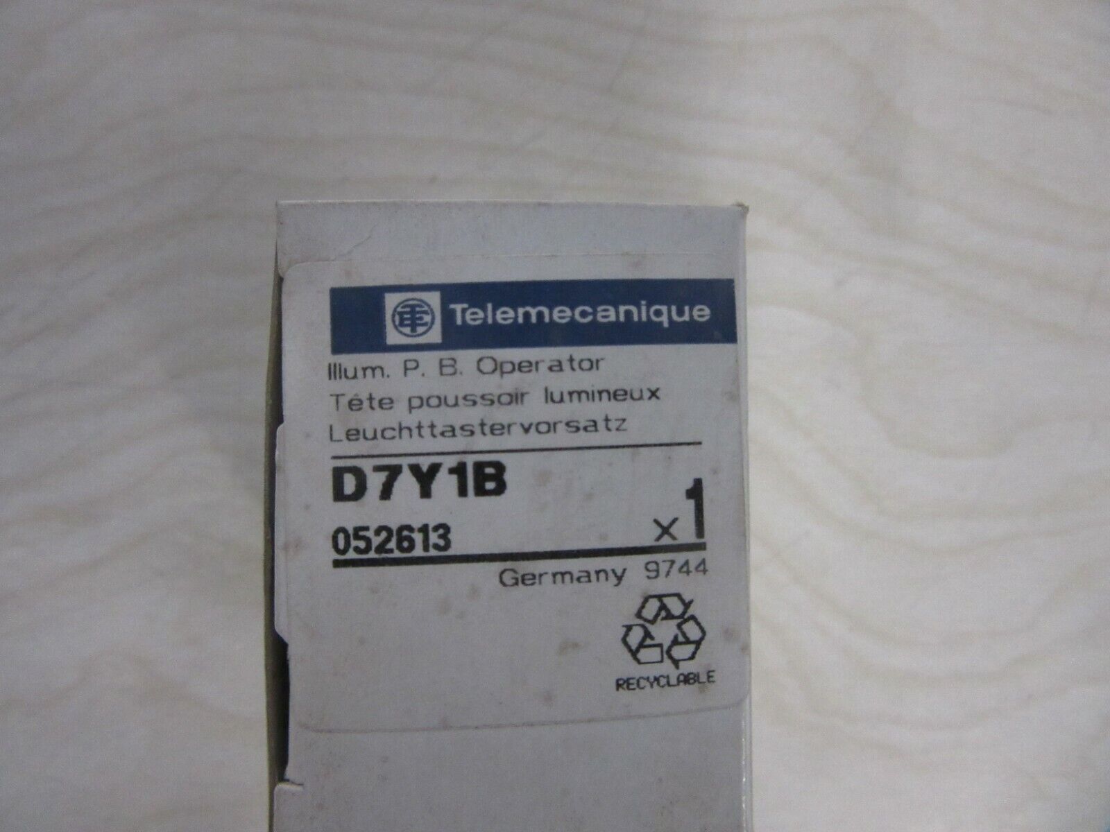 Telemecanique D7Y1B Leuchttastervorsatz 052613 -7pieces-