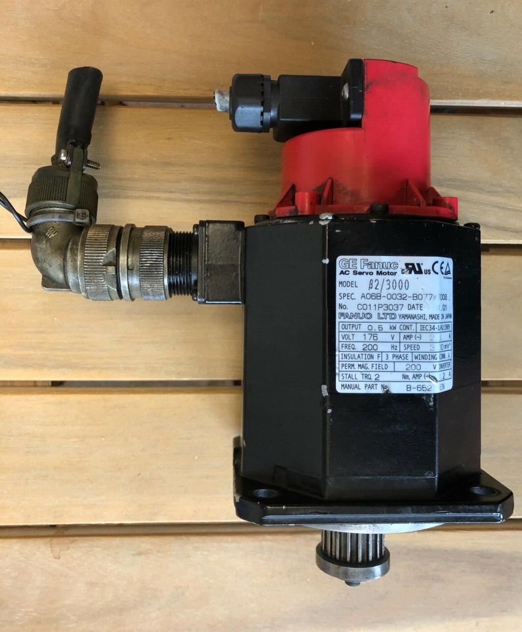 GE Fanuc B1/3000 Servomotor A06B-0031-B07  0,3kW