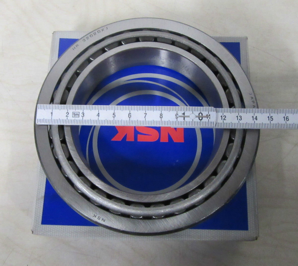 NSK Bearing HR 32020XJ -unused-