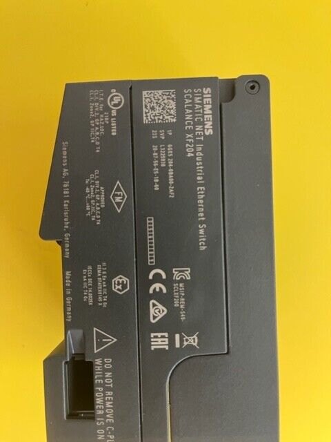 Siemens 6GK5 204-0BA00-2AF2 Scalance XF204 unused