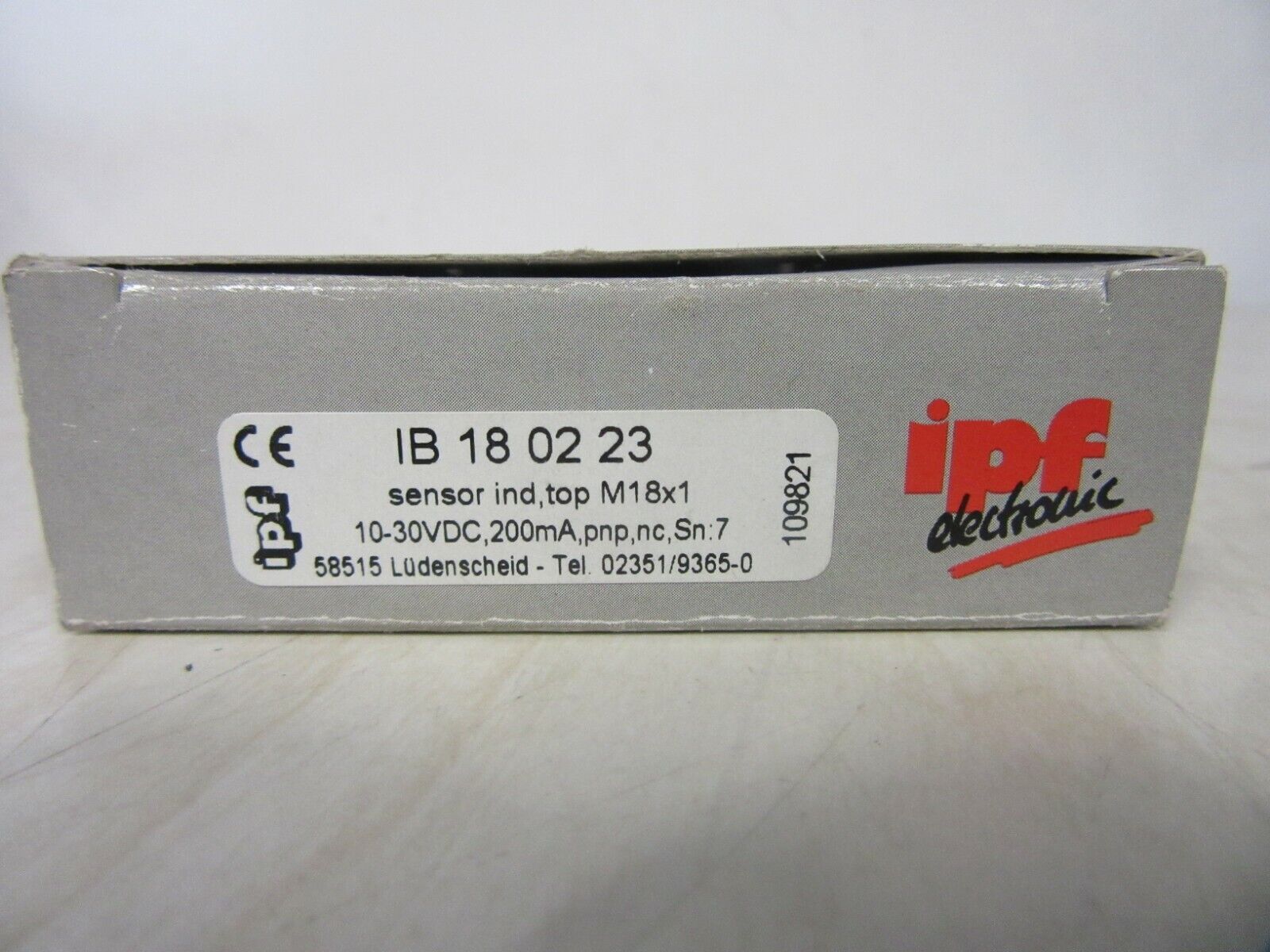 ipf electronic IB 18 02 23  10-30VDC,200mA Induktiver Sensor