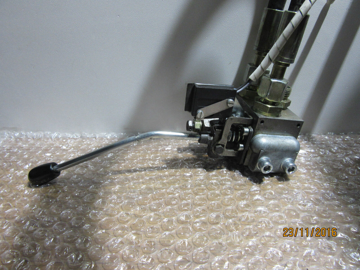 C.F.R. S.R.L. MODENA ITALY 125-NA-VA-Q Hydraulik Station 24V