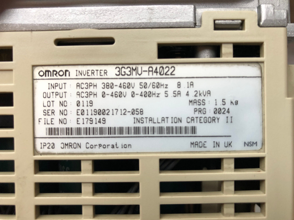 OMRON Inverter 3G3MU-A4022 3-phasig 2,2 KVA