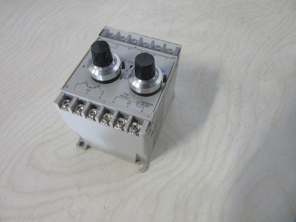Keyence EG-547W Messverstärker