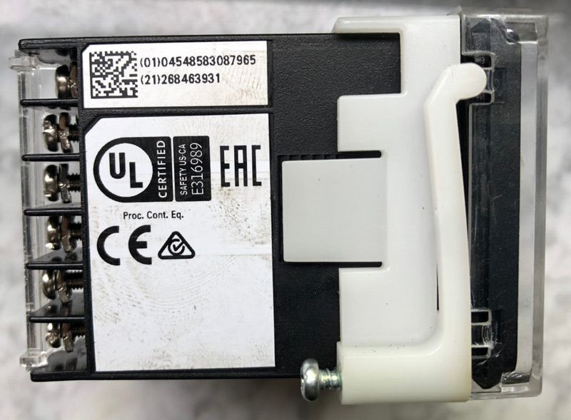 OMRON E5CC-QX3A5M-000 Digital Controller