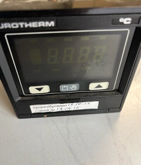 EUROTHERMA CONTROLS 815S/RTD/4MA20/NONE/DHD/FLD/485/96/F/70/0/319/0/N0../D/N/S/N