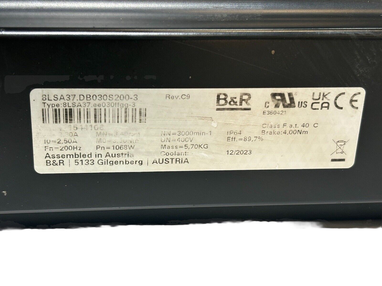B&R 8LSA37.DB030S200-3 Servomotor