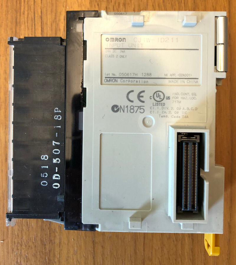 OMRON CJ1W-1D211 Input Unit