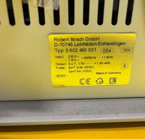 BOSCH Ladestation ML 60-4 Typ 0 602 490 501 Input/230..115VAC Output 4x7..17VDc