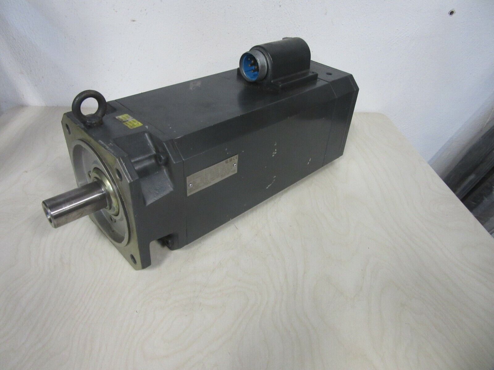 Siemens 1FT6086-1AF71-4EH1 Servomotor