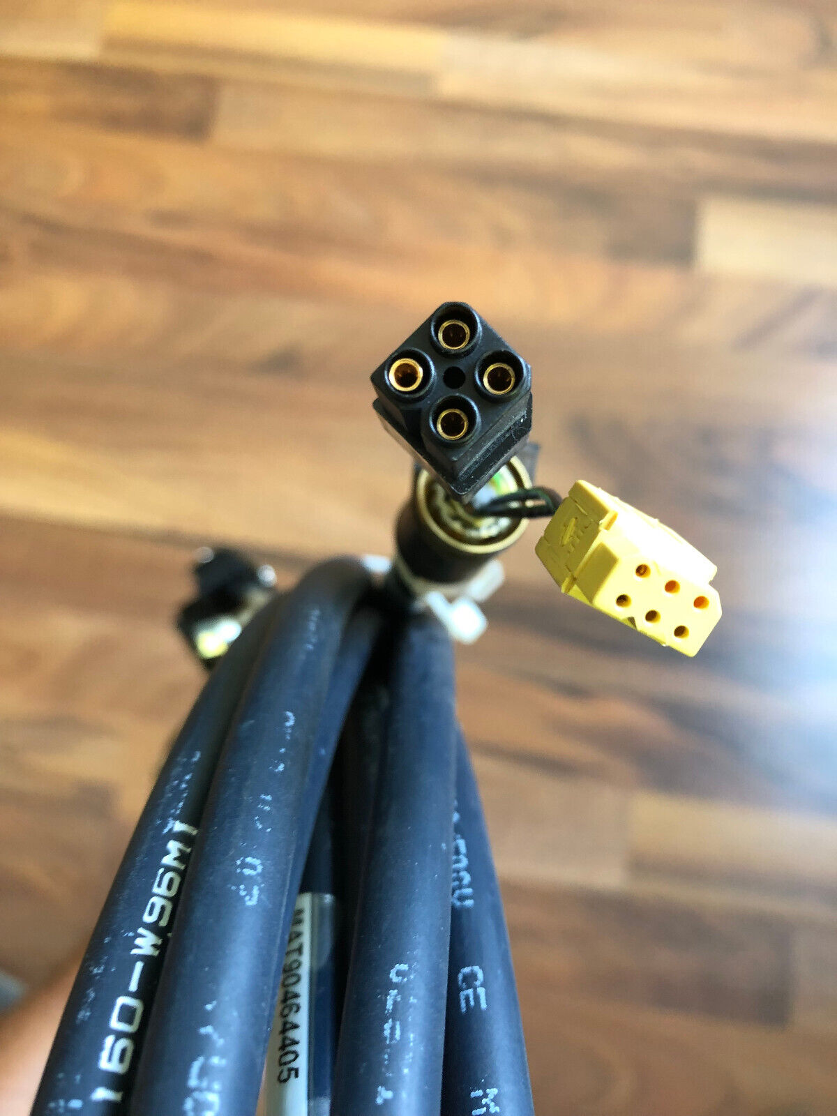 Kabel Servomotor  Länge: 7.1m, techn. Daten siehe Fotos: AWM Style 20234 IGUS