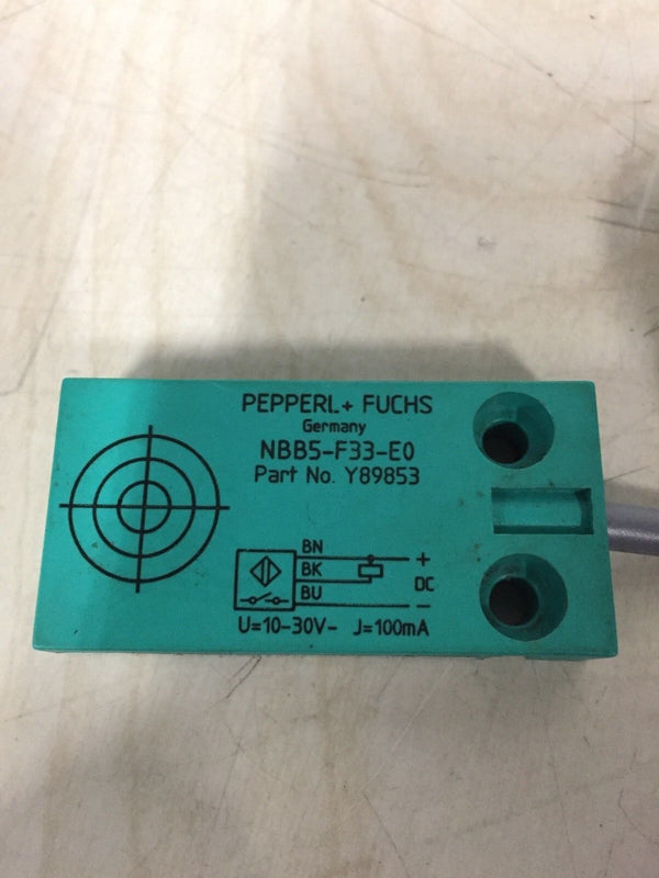 Pepperl + Fuchs NBB5-F33-E0 Y89853 induktiver Sensor 