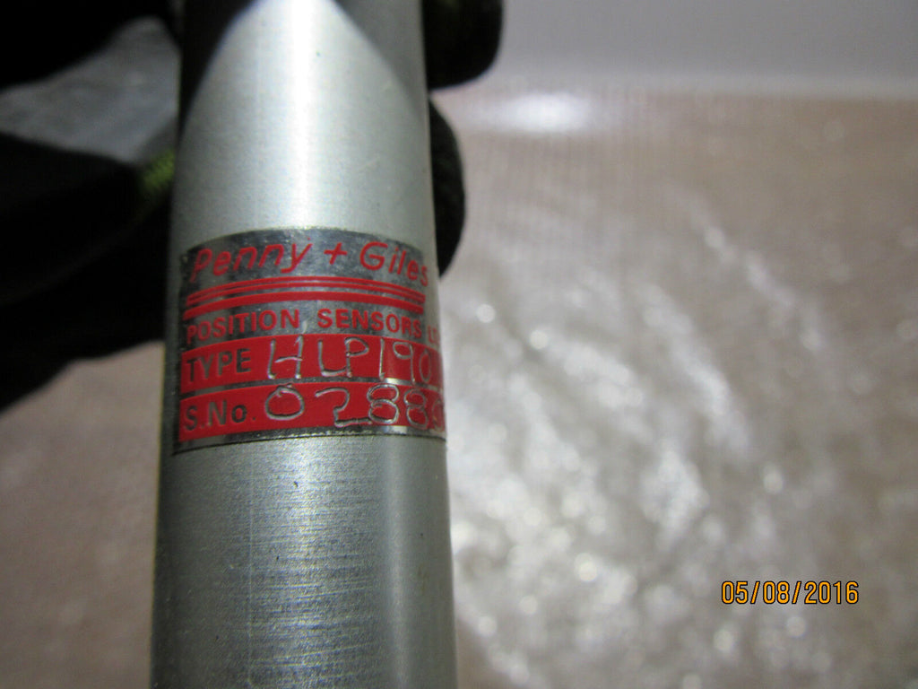 PENNY + GILES Position Sensors LTD HLP/90/FLI/200/8K - used -