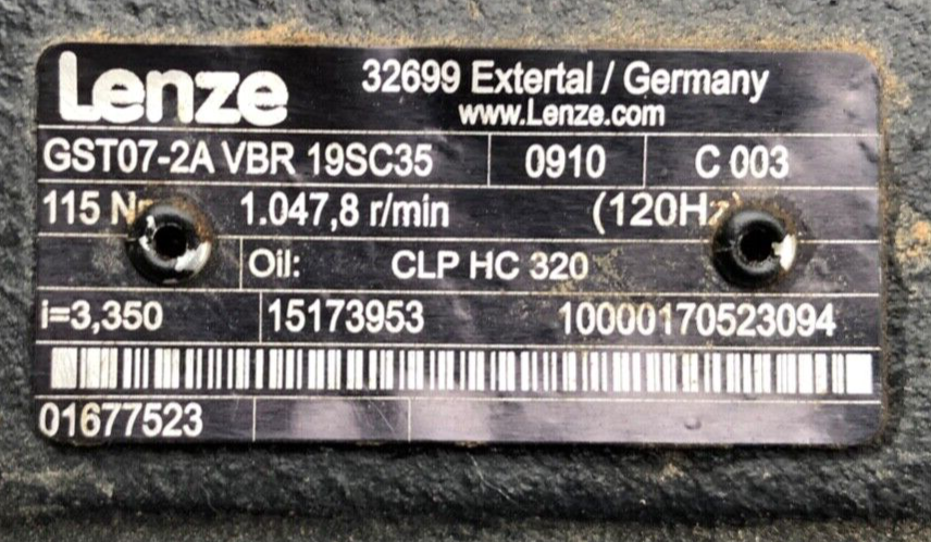 Lenze Servo-Motor MCA 19S35-SRMP1-Z0G0-ST5F10N-R0SU mit GST07-2A VBR 19SC35