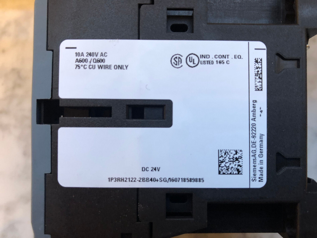 SIEMENS SIRIUS 3RH2122-2BB40 Spulenspannung DC24V - 2pieces-