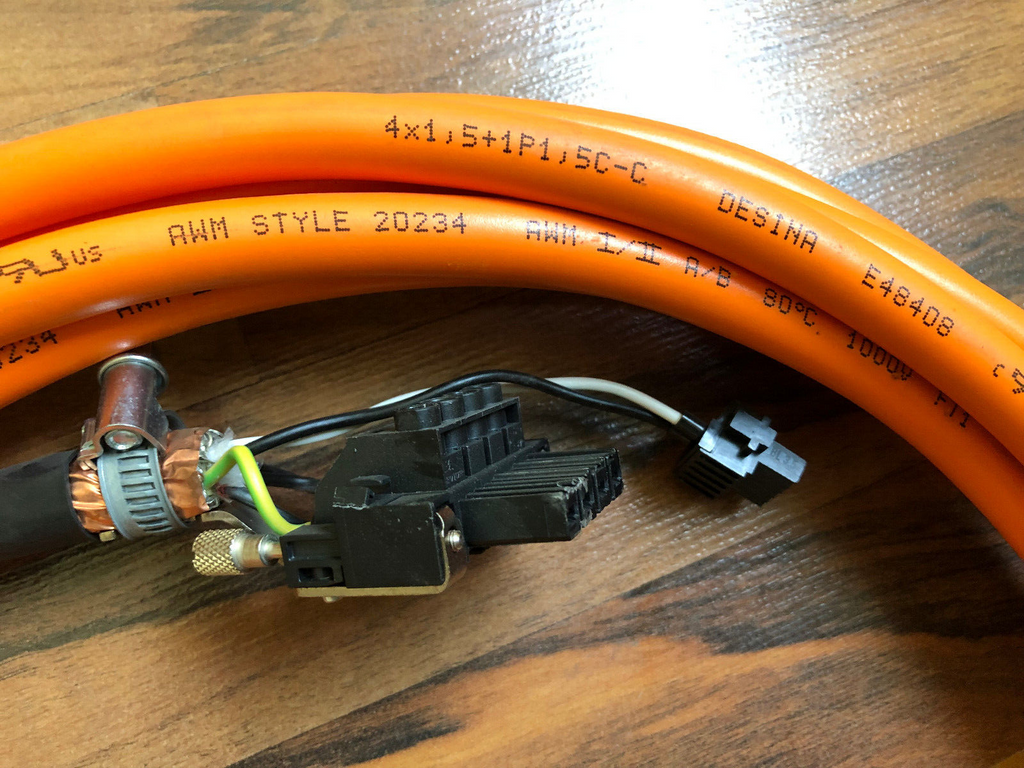 Kabel Servomotor  Länge: 6,4 m, techn. Daten siehe Fotos: AWM Style 20234