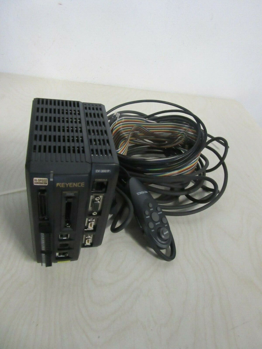Keyence CV-3001P Digitaler Bildempfänger Machine Vision System