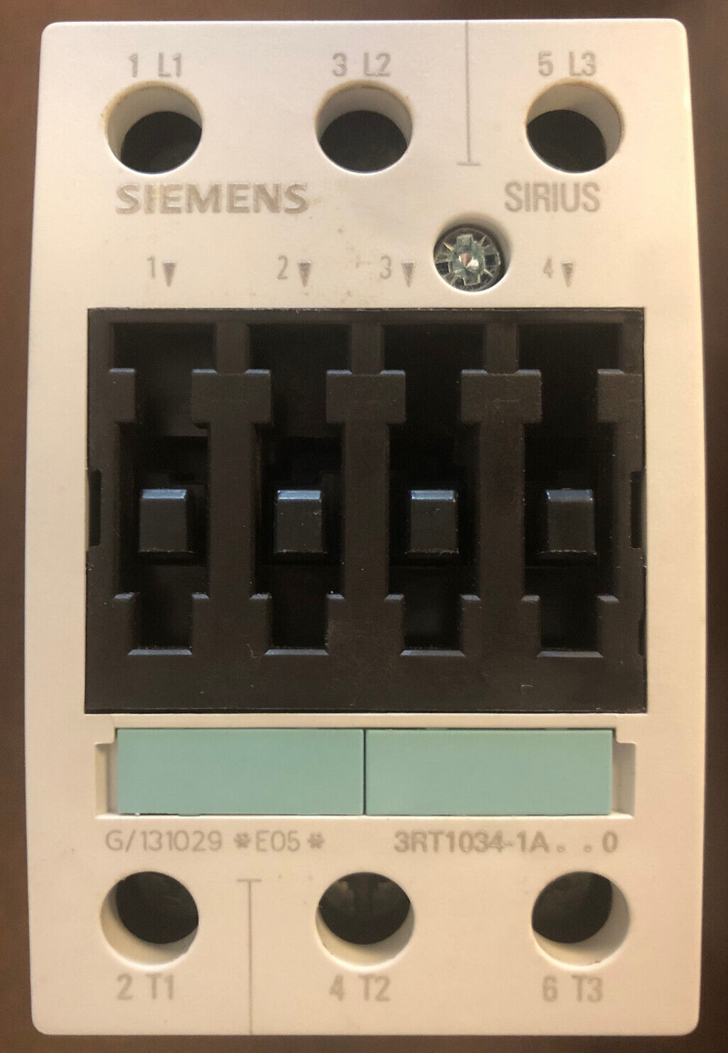 Siemens Schütz Contactor 3RT 1034-1AD20 400V 15KW, 42V Spulenspannung