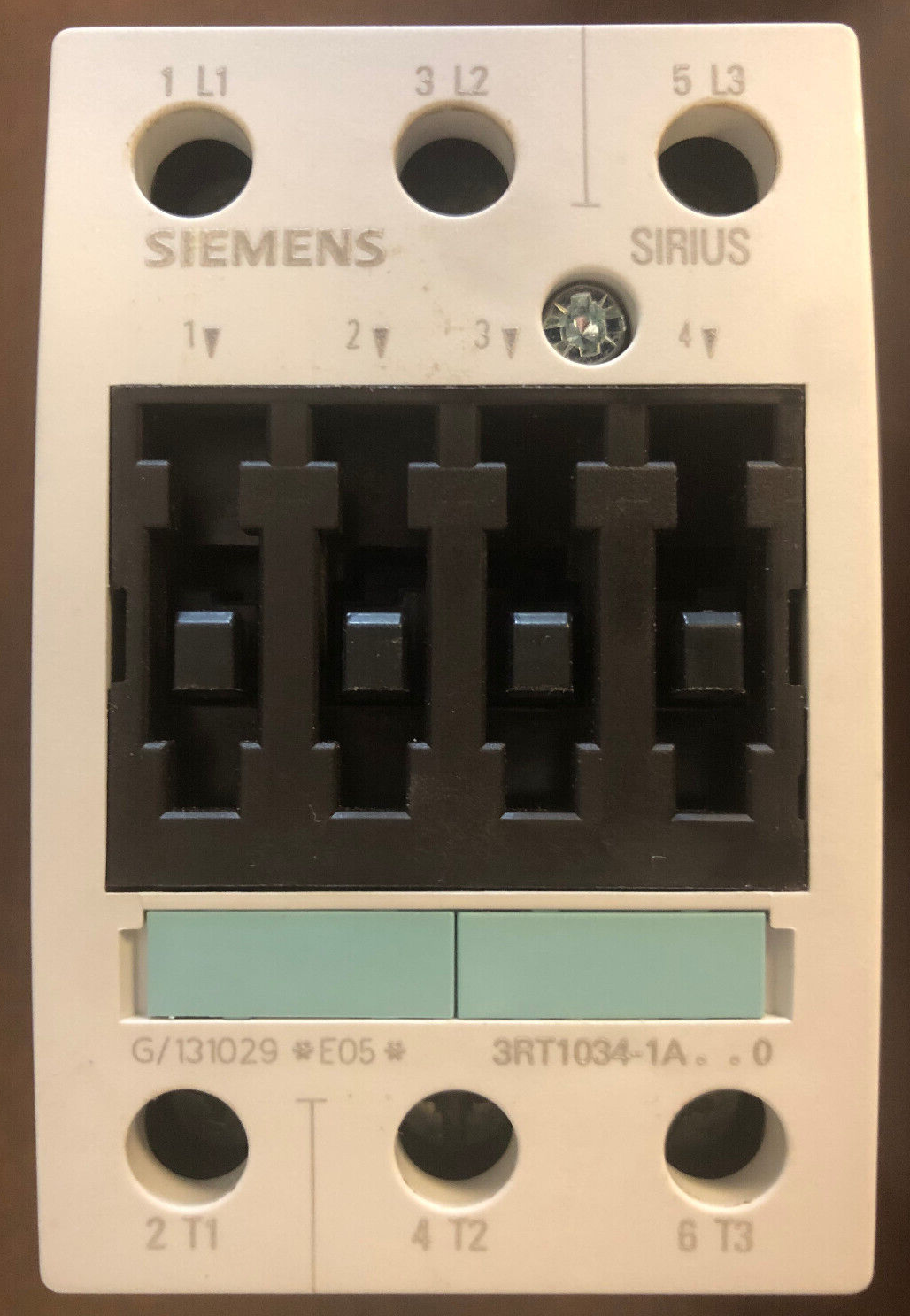 Siemens Schütz Contactor 3RT 1034-1AD20 400V 15KW, 42V Spulenspannung