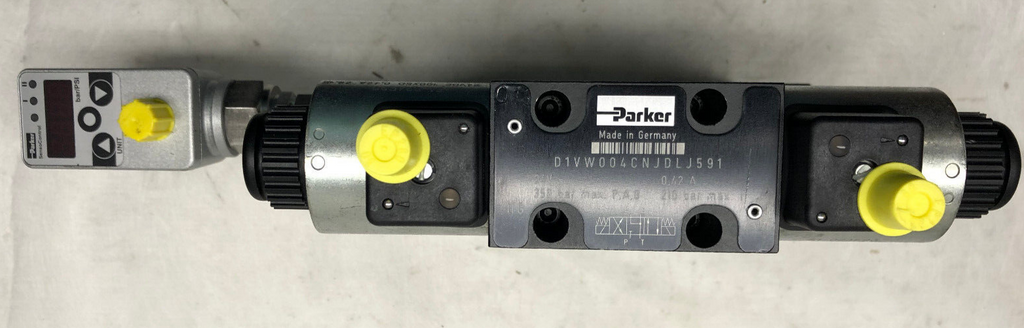 Parker Unit mit D1VW004CNJDLJ591, FM2DDDKN55 X960, SensoControl SCPSD-400-04-27