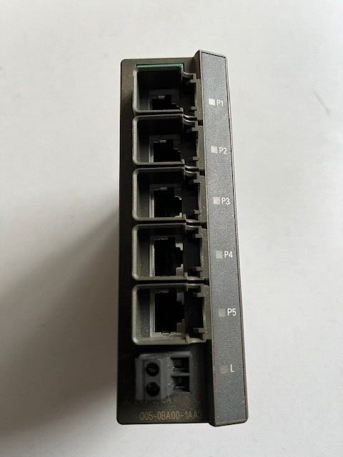 Siemens  SCALANCE X005 6GK5005-0BA00-1AA3 UNUSED