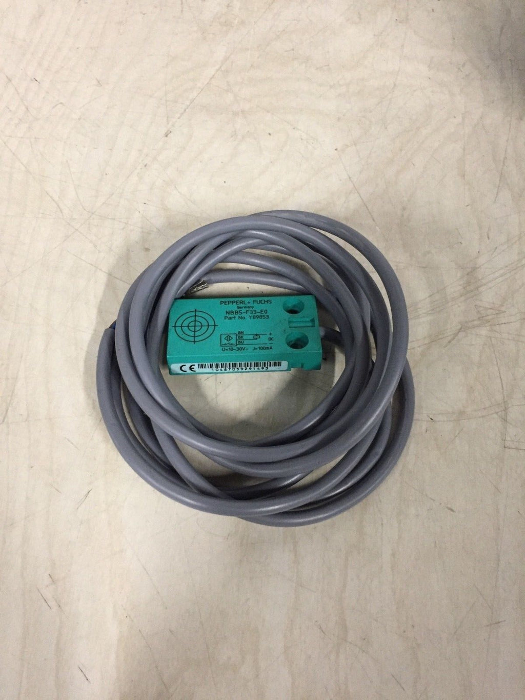 Pepperl + Fuchs NBB5-F33-E0 Y89853 induktiver Sensor 