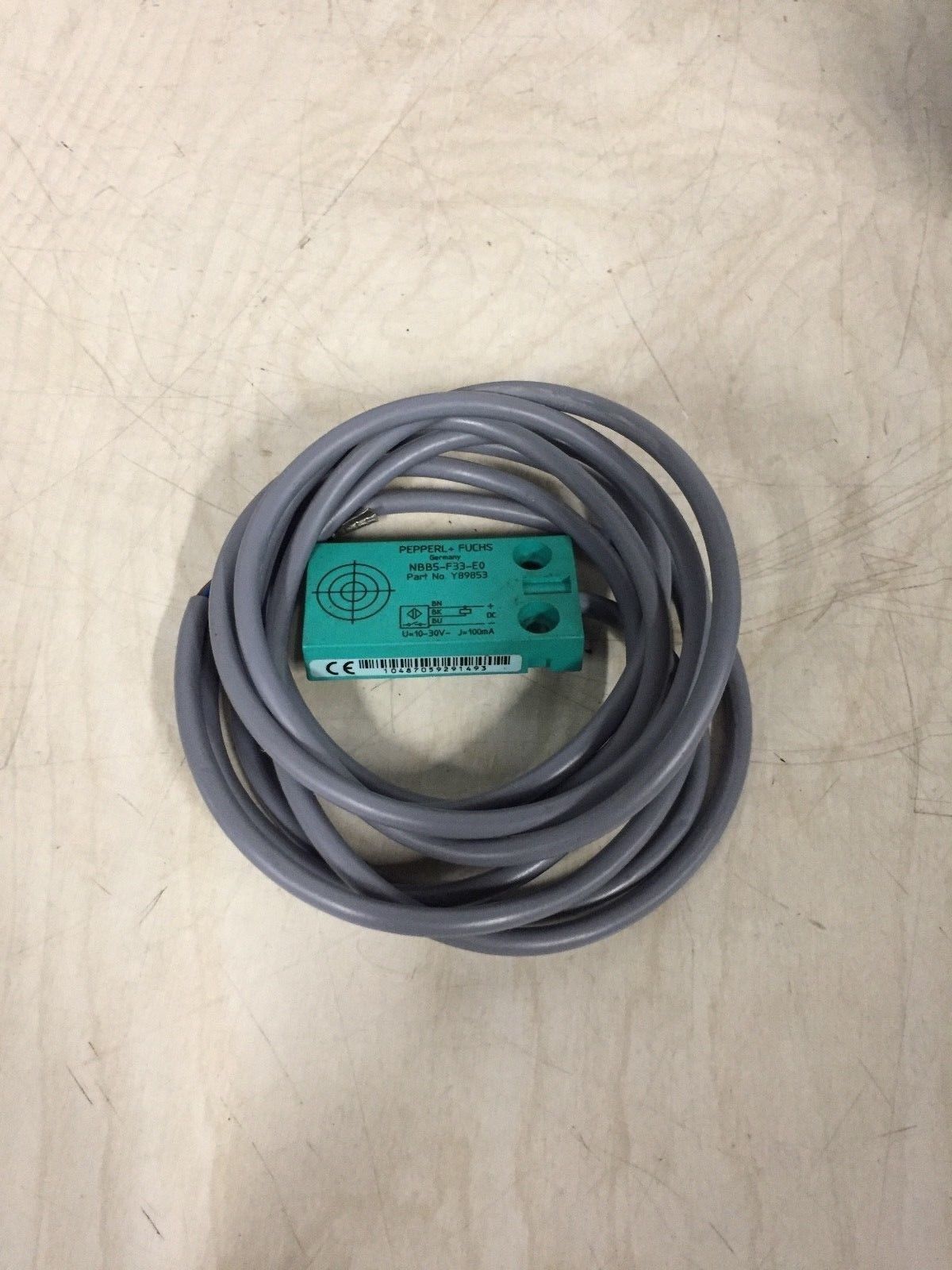 Pepperl + Fuchs NBB5-F33-E0 Y89853 induktiver Sensor 