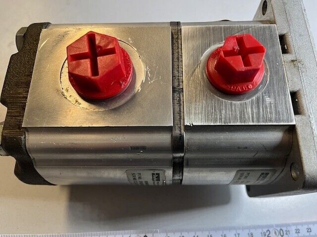 Parker Hydraulik  Zahnradpumpe  PN 3349111579/3911832161 SAE A pump