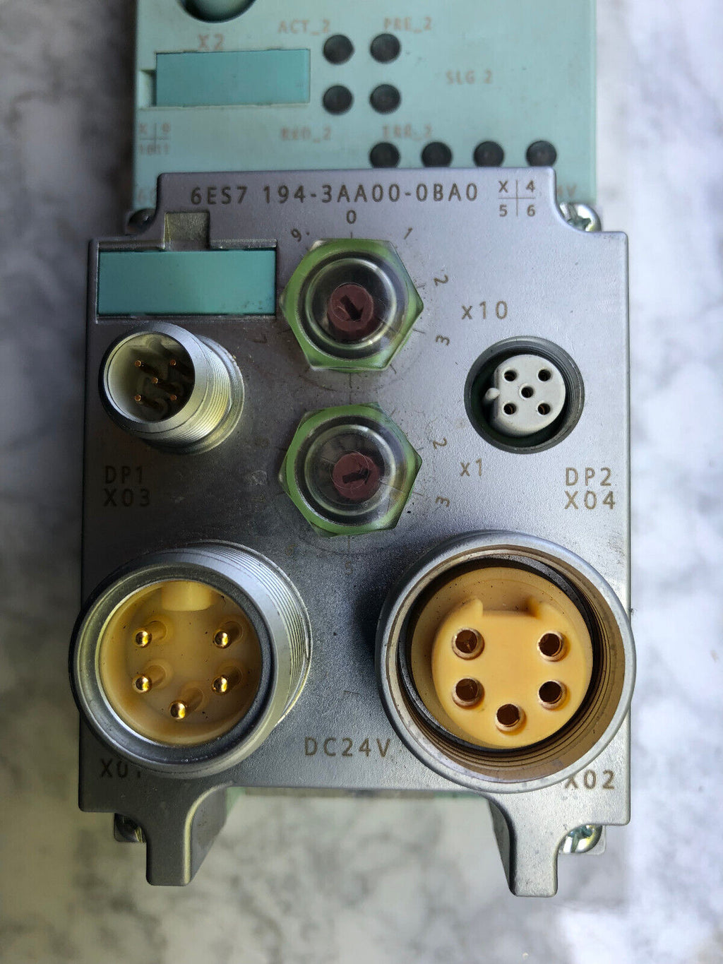 Siemens  6GT2002-0ED00 mit 6ES7 194-3AA00-0BA0