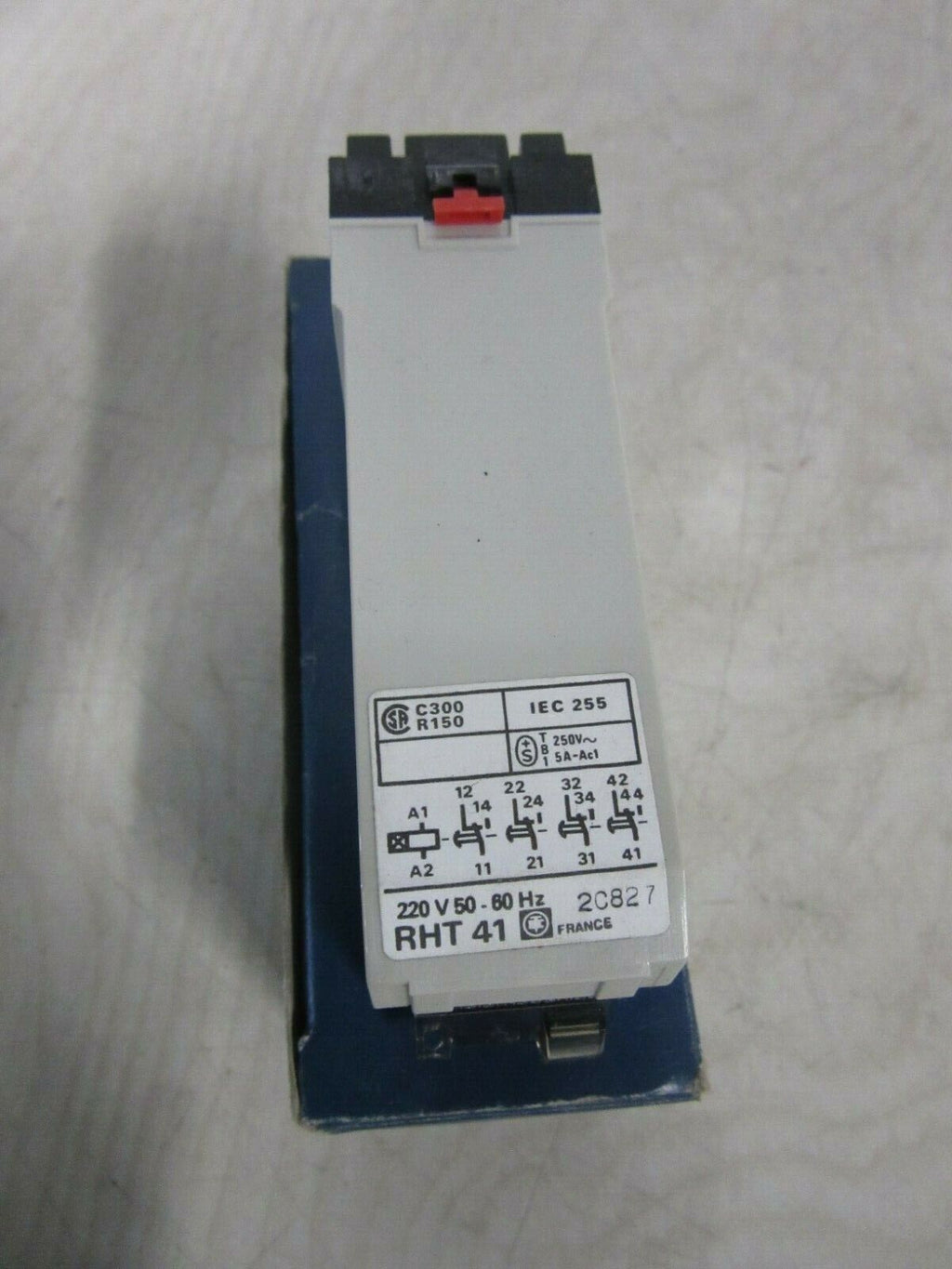 Telemecanique RHT41 time delay relay