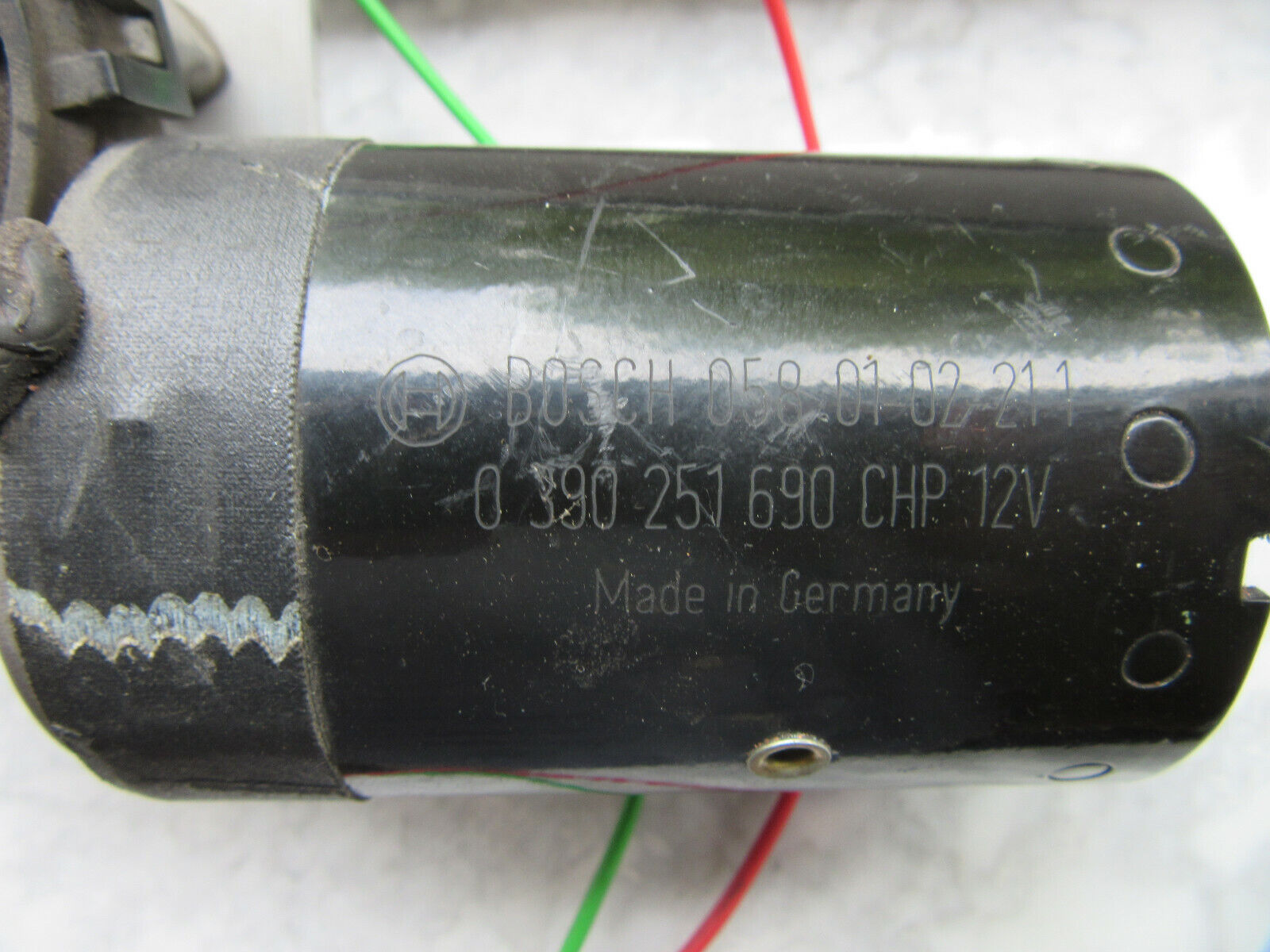 BOSCH-Motor 0 390 251 690 12 Volt