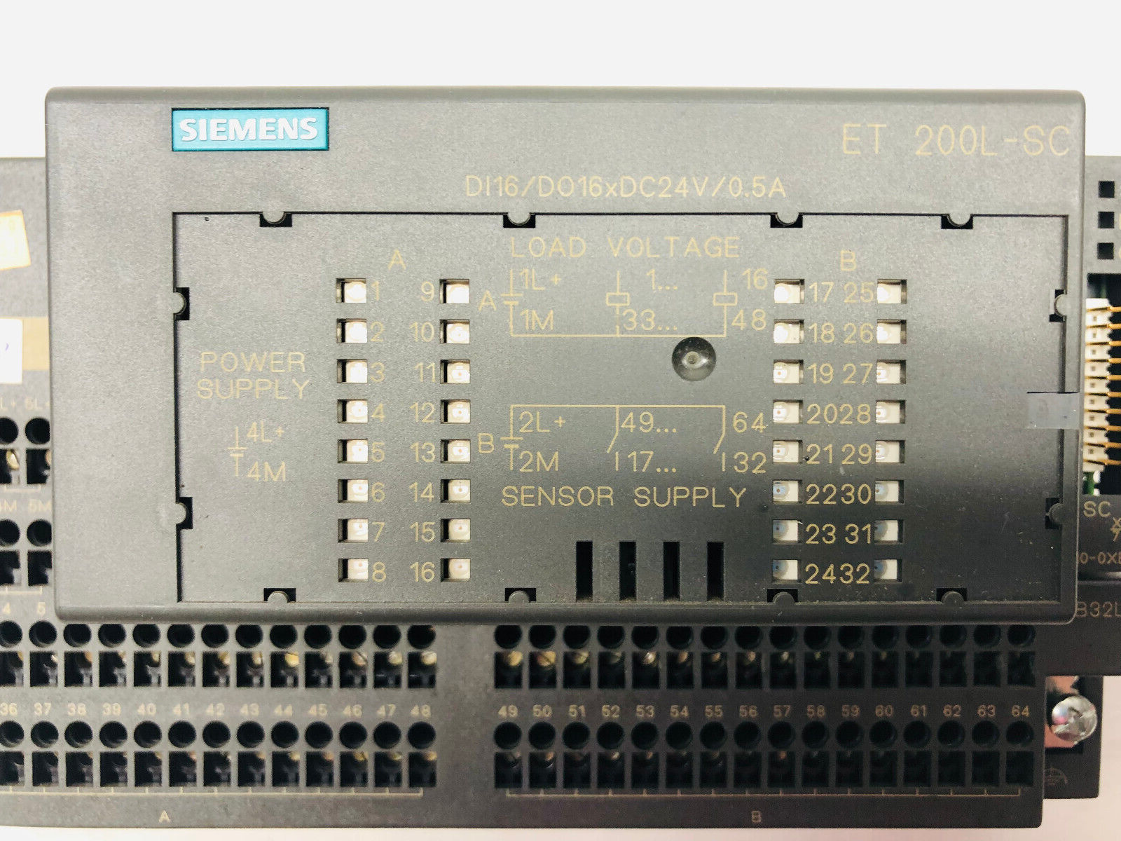 Siemens 133-1BL10-0XB0 mit 193-1CL00-0XA0