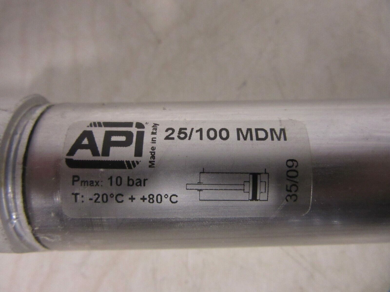 API A.P.I. 25/100 MDM cylinder 10 bar