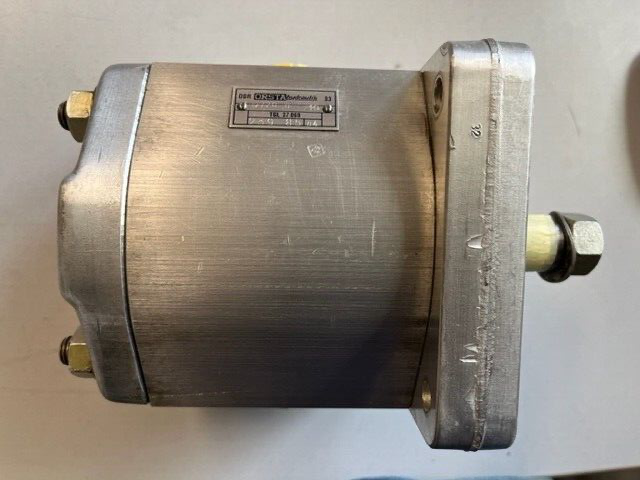 Orsta hydraulik 32/20.0-210 239 85