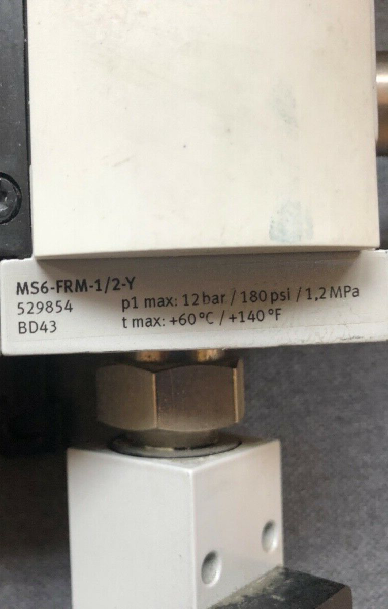 Festo M56-EM-1-1/2+M56-LFR-1/2-C-R-V-AS+M56-EE-1/2-V24+M56-DL-1/2+M56-FRM-1/2-Y