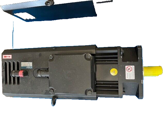 BAUMUELLER SERVOMOTOR DSOG 100-S   18 KW 3000 1/MIN ART.-NR. 364944 BAUMÜLLER
