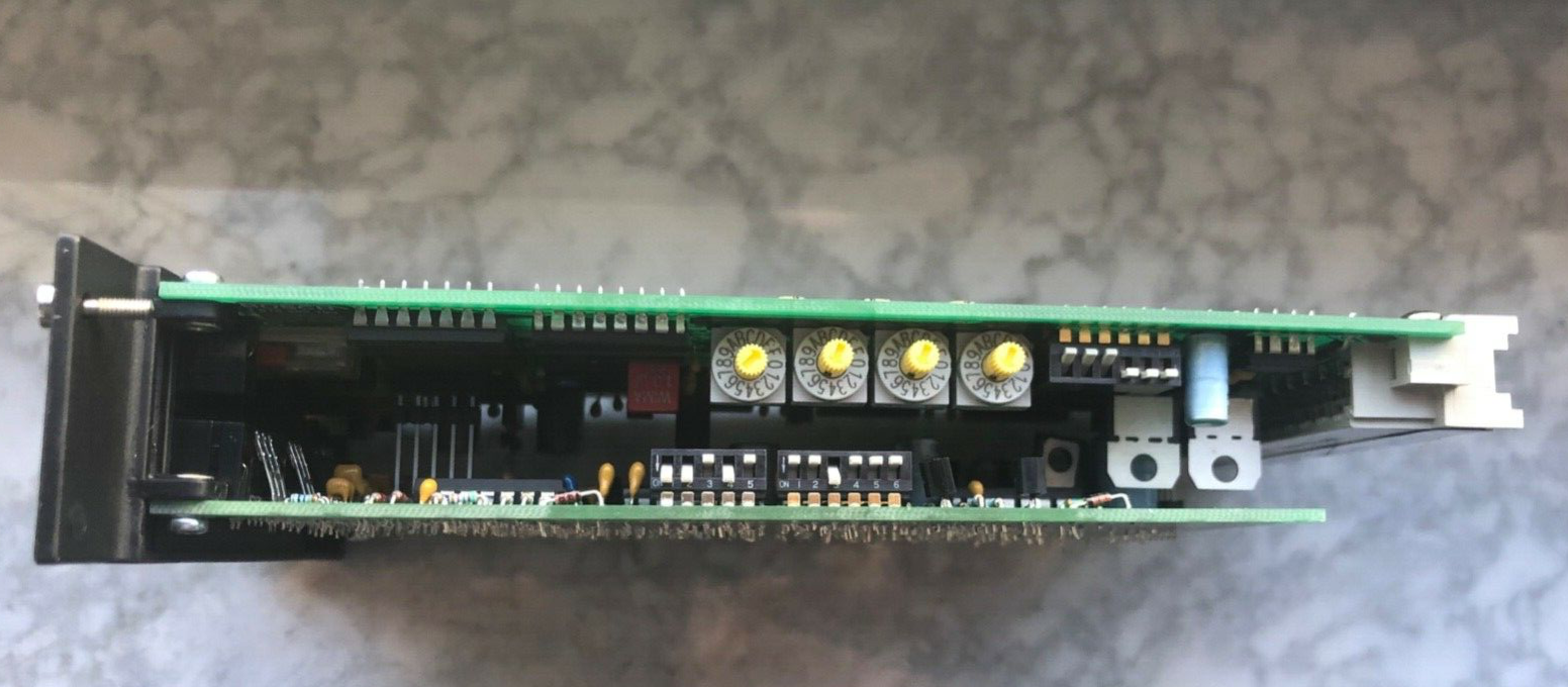 Rexroth Ventil Verstärker 0811405147 Diff-P/Q VT-VACAF-500-10/V0