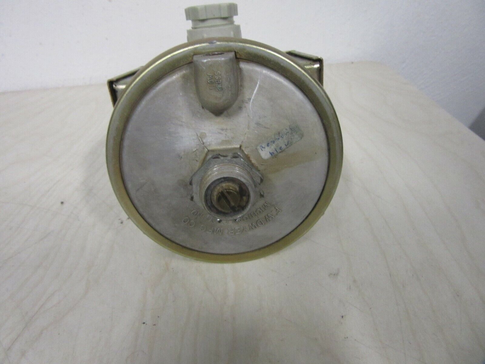 Dwyer Differenz-Druck Schalter Typ 1820-2 DWY 7778 15 (6) A 220 V