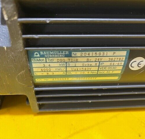 BAUMUELLER SERVOMOTOR DSG 71-K  3,4 KW 4000 1/MIN ART.-NR. 2750489/ 70702207F