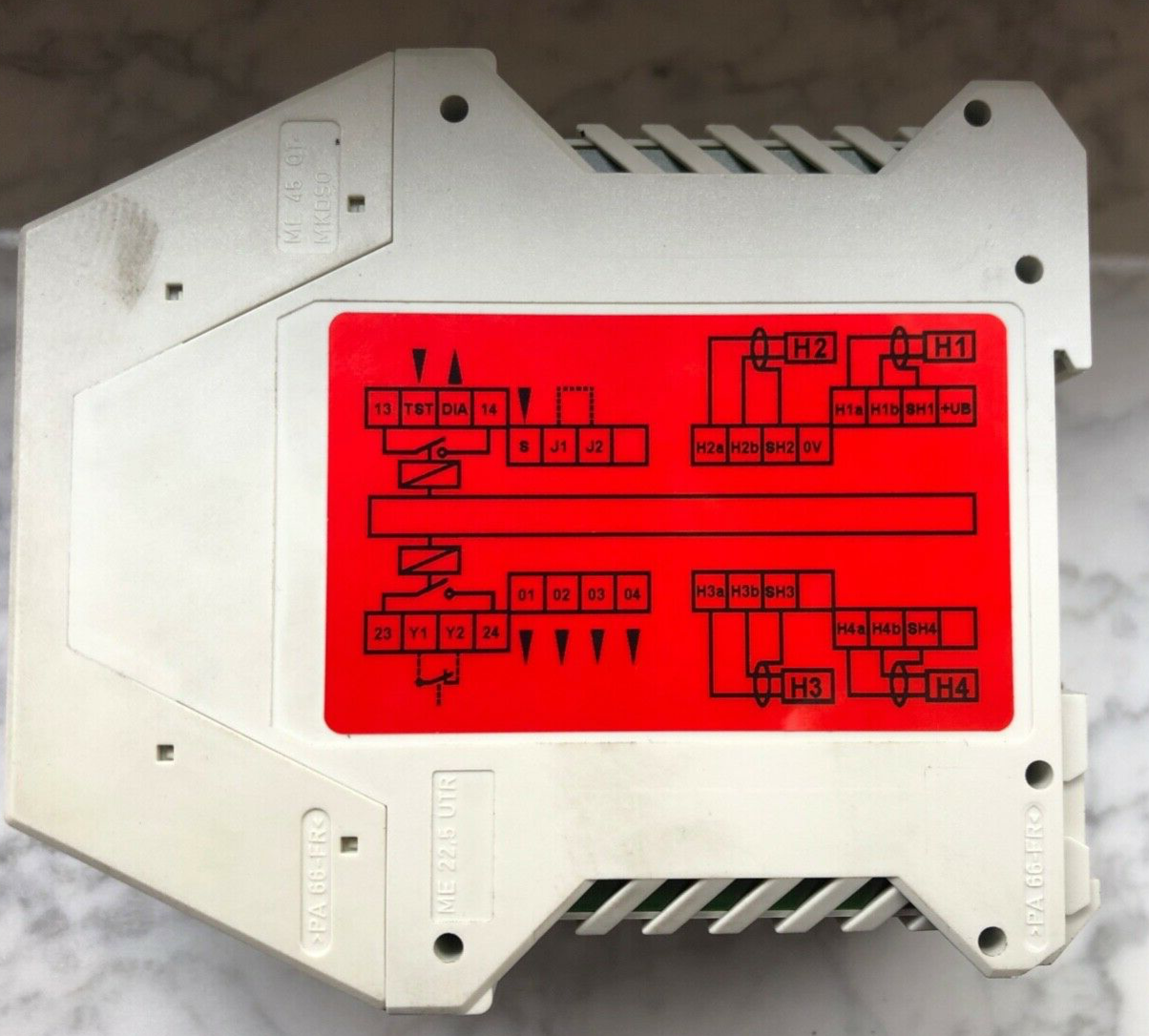 EUCHNER CES-A-AEA-04B Safety Switch Auswertegerät Id.Nr.: 072000