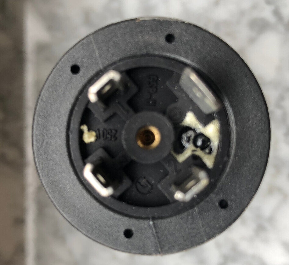 Schmersal IFL 10-30L-11STP Näherungsschalter