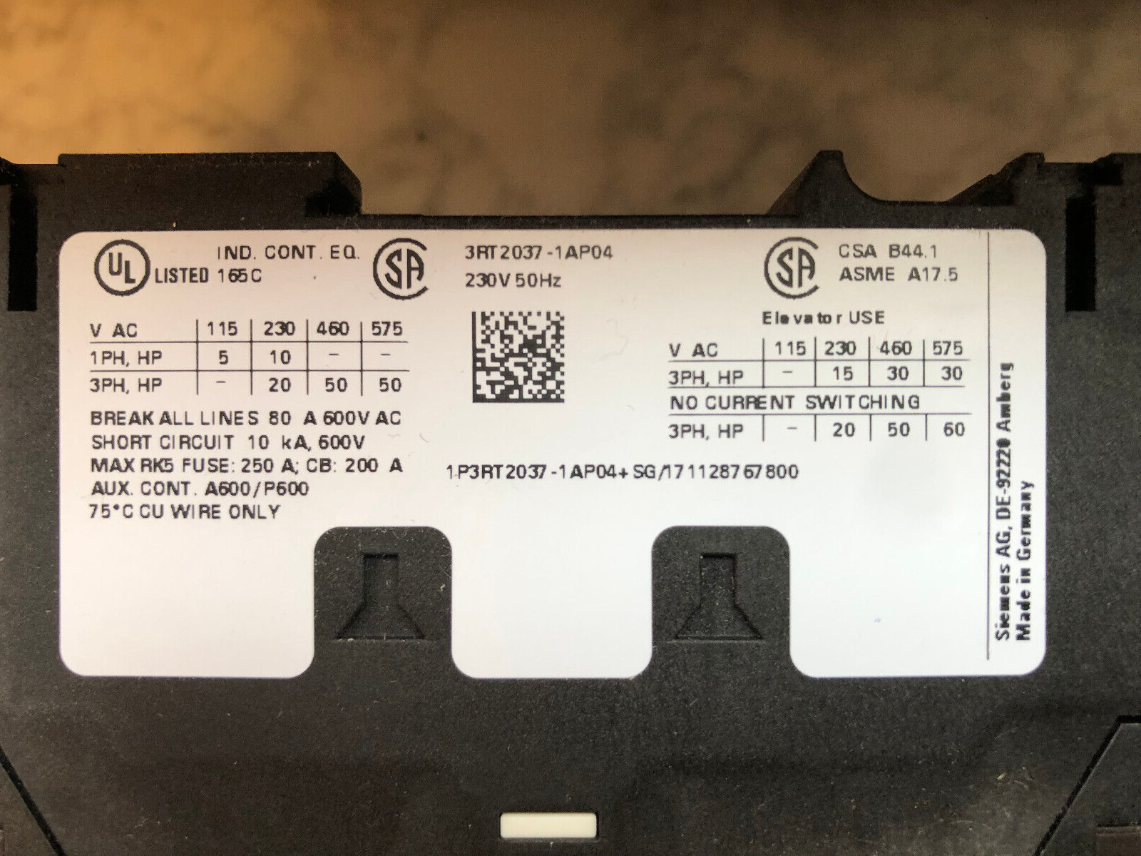 Siemens Schütz Contactor 3RT2037-1AP04 65A, 400V, 30KW