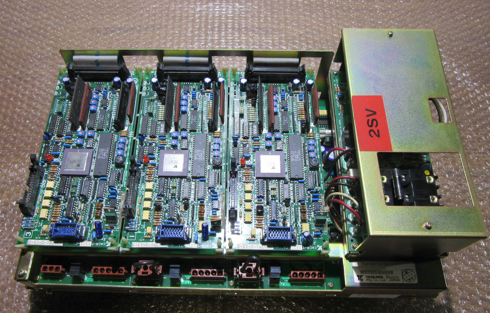 Yaskawa Electric Servo Controller CACR-TS111Z1SR