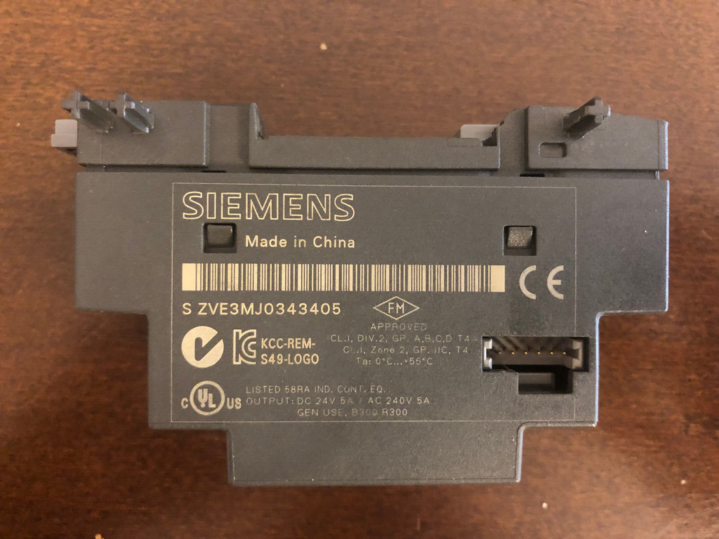 Siemens LOGO! DM 12/24R Output 4xRelay/5A 6ED1 055-1MB00-0BA1