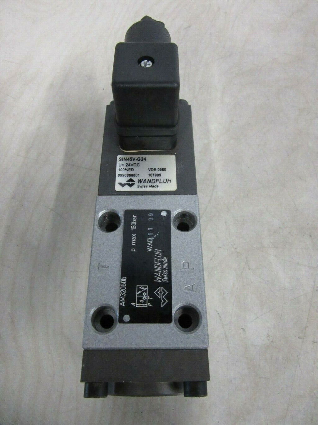 Wandfluh SIN45V-G24 U=24VDC 100%ED p max 160bar Wegeventil