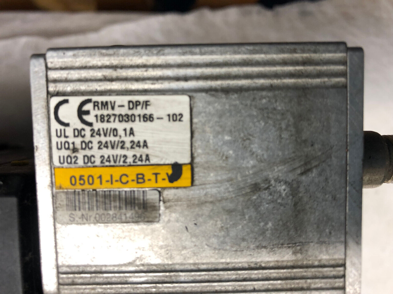 Ventilblock Profibus Bosch RMV-DP/F + 4x Bosch 0820055101