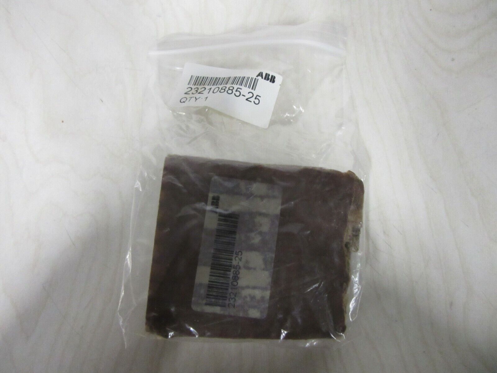 ABB Robotics AC Servomotor PS 130/6-30-P-4852 mit 23210885-25