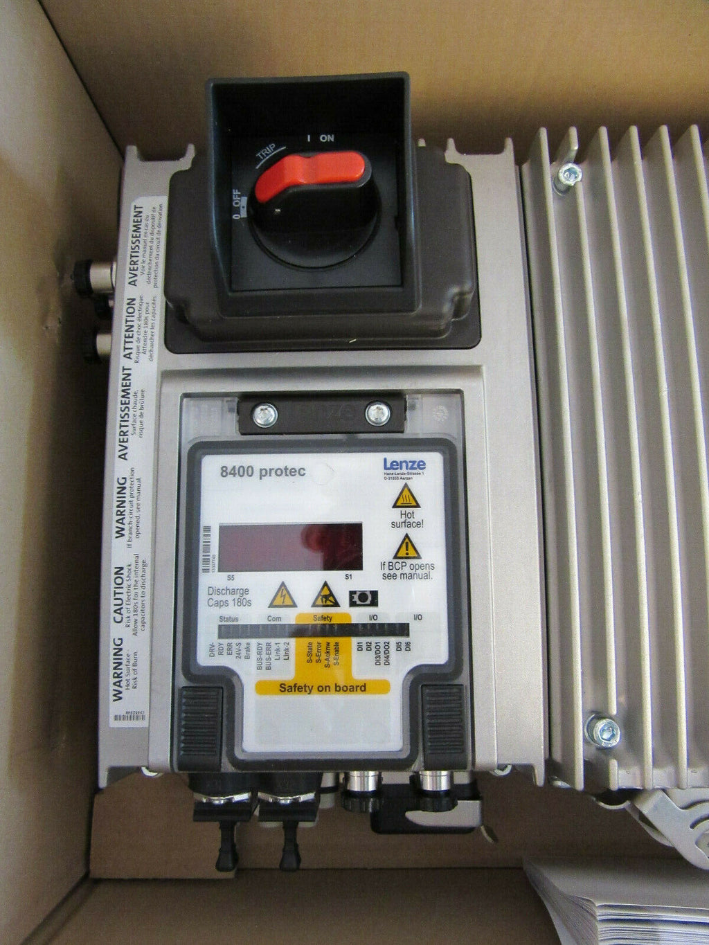 Lenze Inverter Drives 8400 protec Highline E84DHMFC1524R6SLCE  Mat.-Nr.13546210